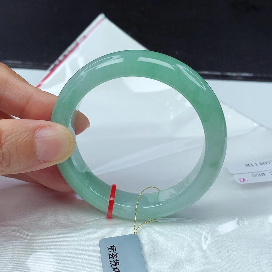 翡翠手镯未镶嵌翡翠4073