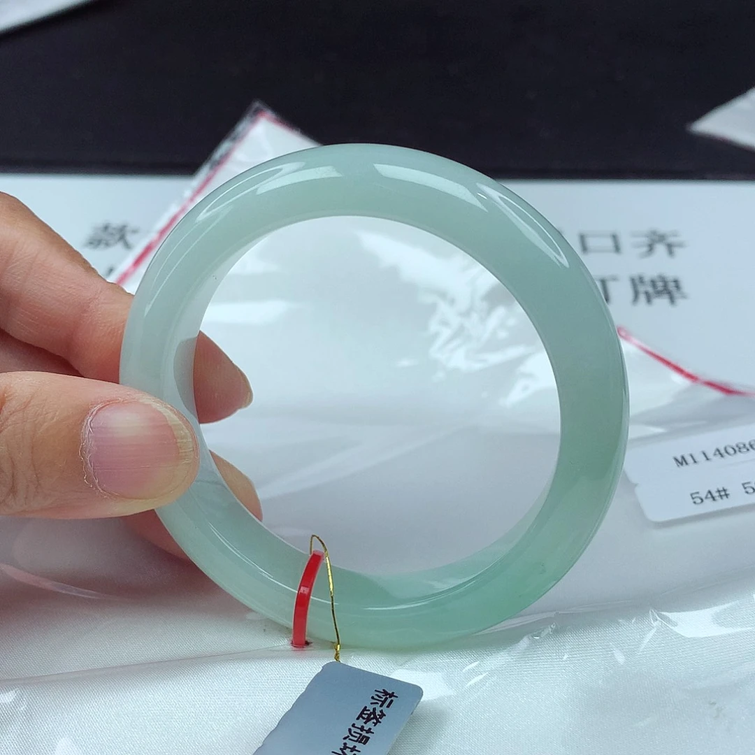 翡翠手镯未镶嵌54圈4086