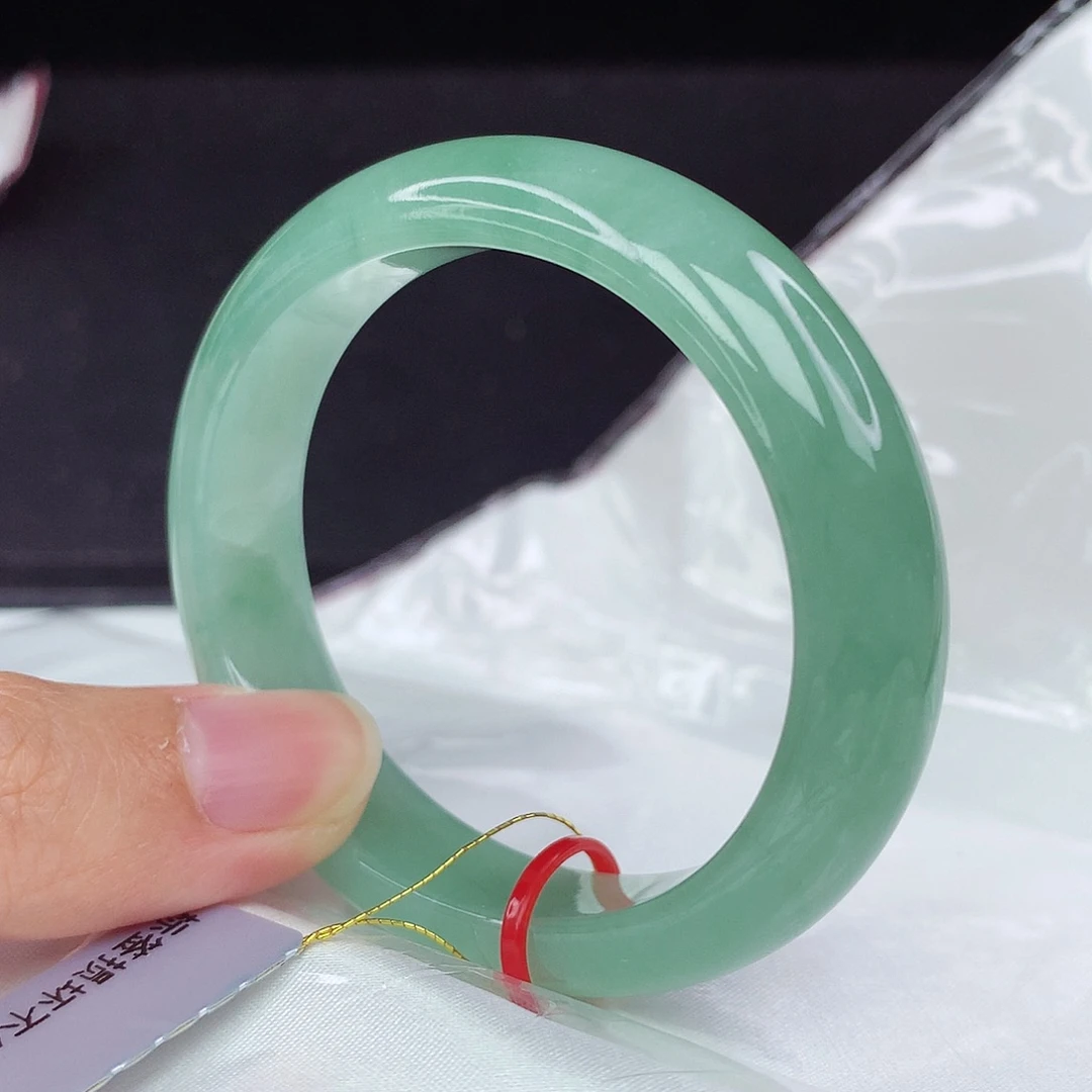 翡翠手镯未镶嵌53圈4126贵妃