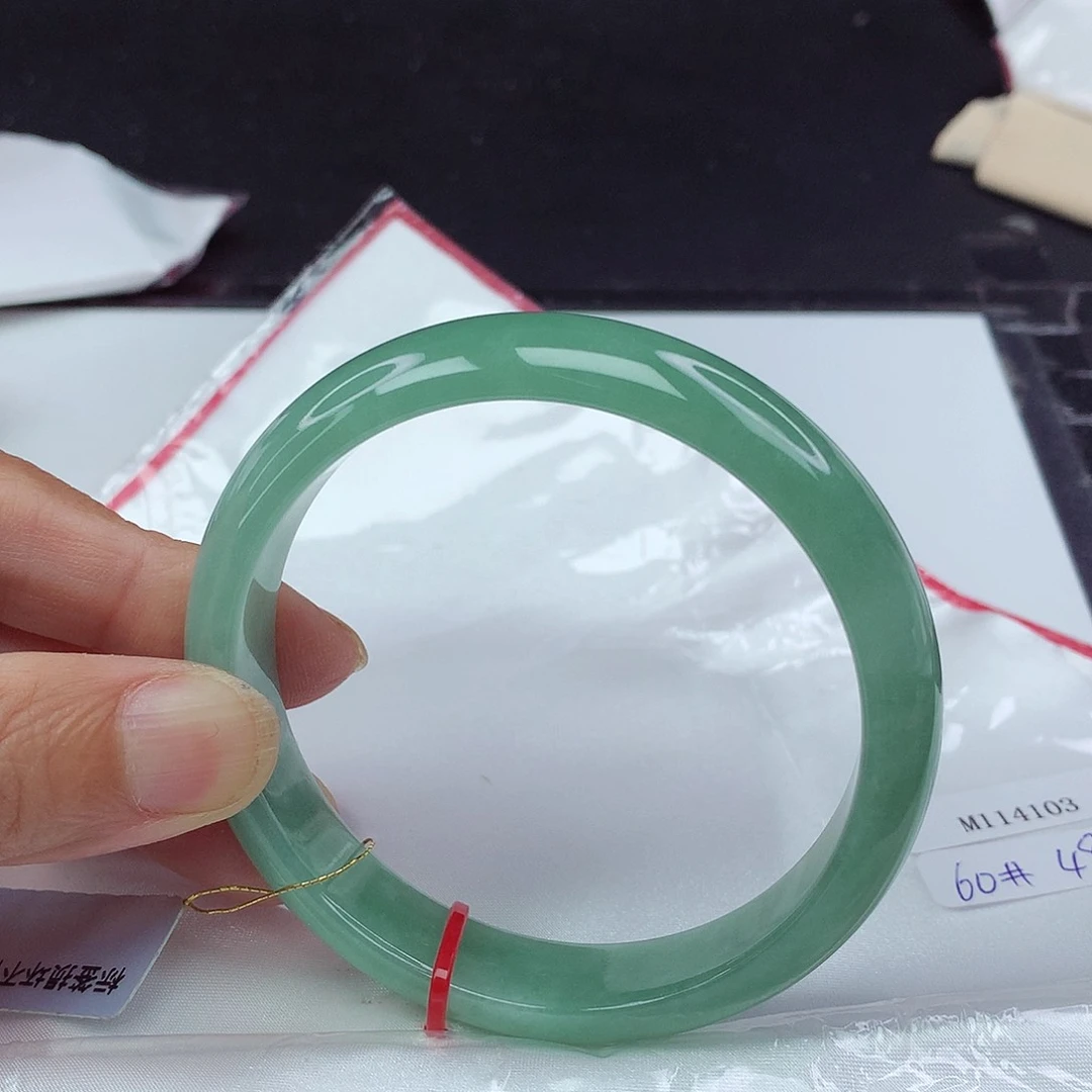 翡翠手镯未镶嵌60圈4103