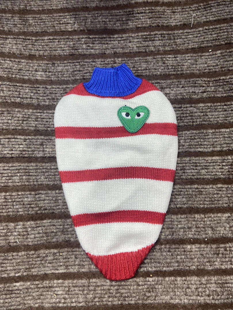 毛衣水滴型高级细腻猫狗衣服可爱宠物衣服通用
