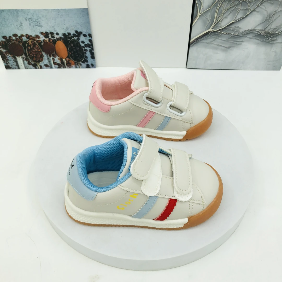 B1区801春秋季儿童复合底皮面休闲板鞋