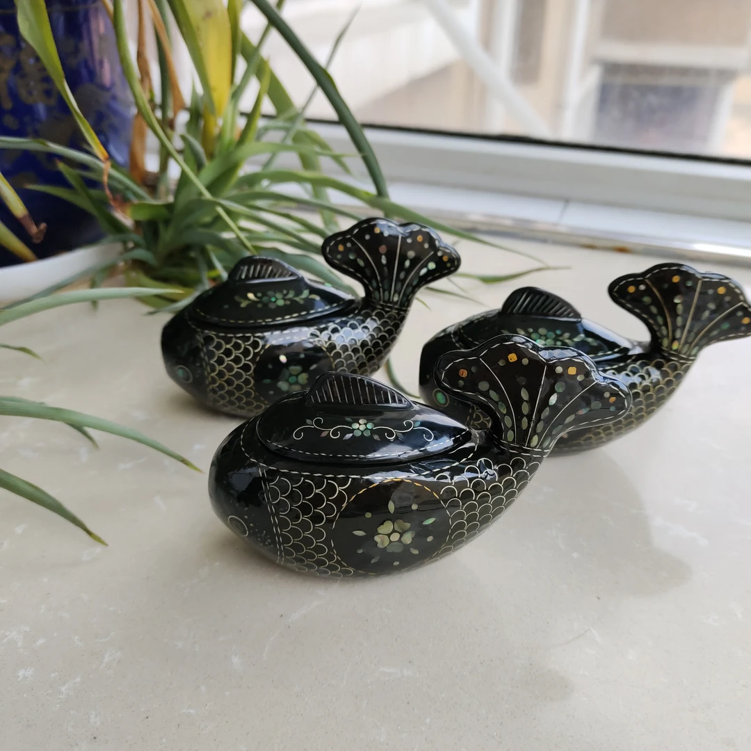 小鱼墨盒非遗螺钿漆器印泥盒鱼盒纯手工制作贝壳镶嵌工艺品摆件