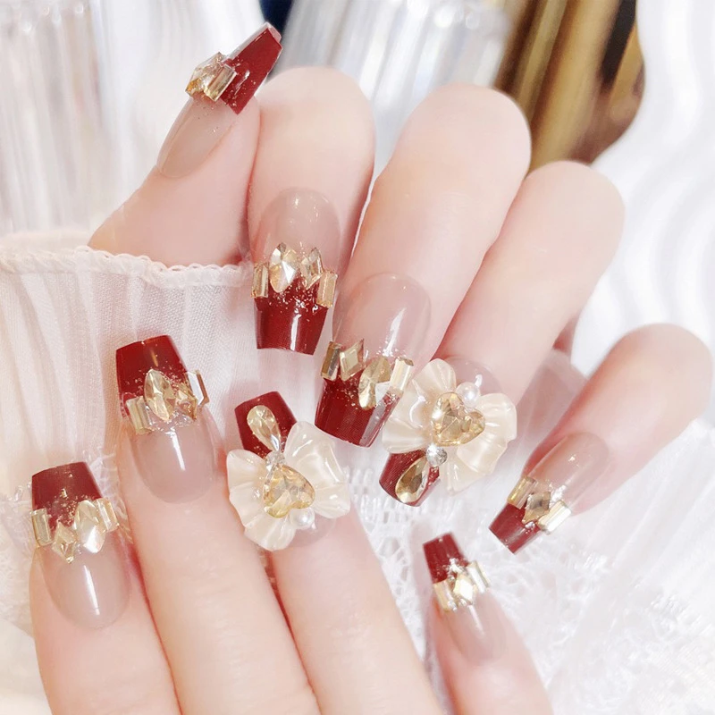 新年美甲穿戴甲ins高级纯欲风指甲贴片成品穿戴甲闪钻蝴蝶结甲片