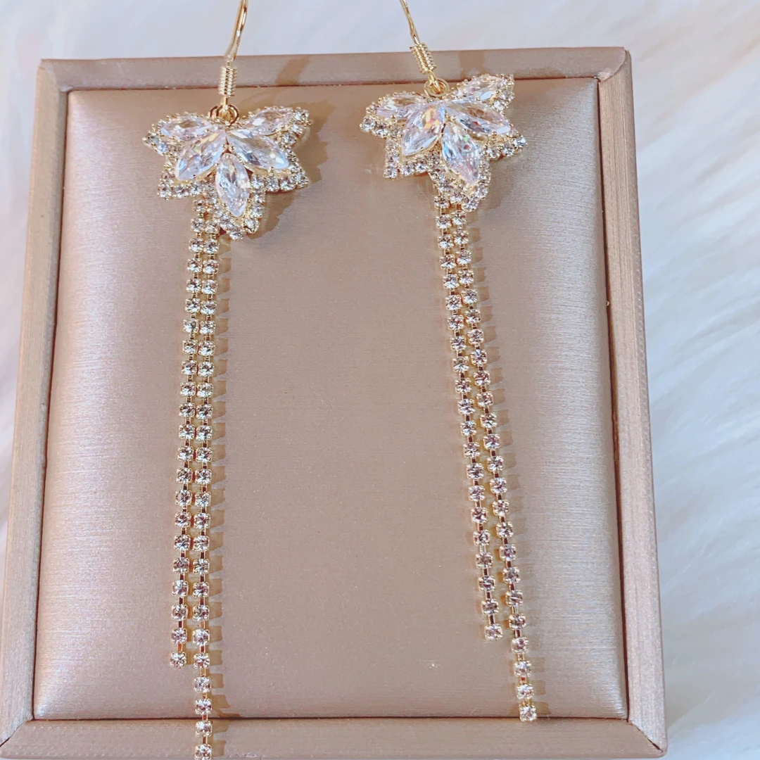 铜合金耳饰 高级感枫叶流苏耳环时尚气质长款花朵超仙耳饰5640