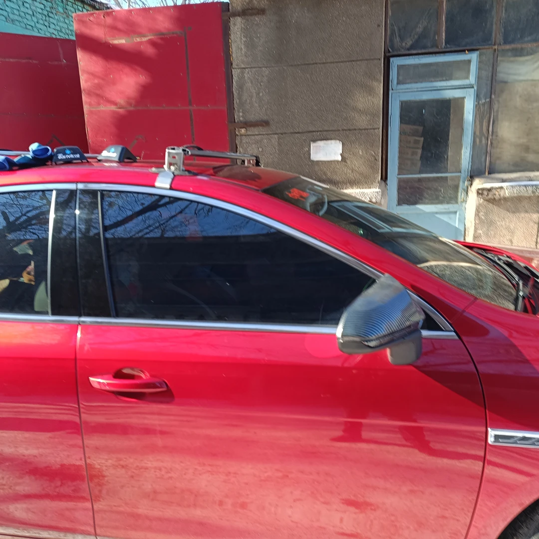 比亚迪秦车顶行李架横杆