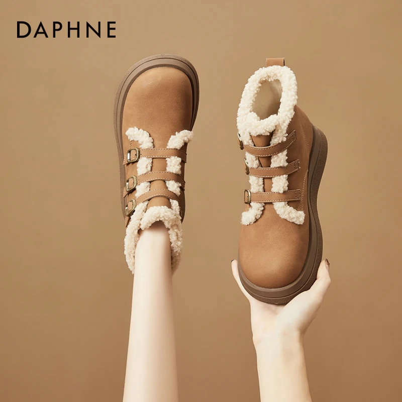 达芙妮雪地靴女2025年秋冬新款厚底保暖棉鞋防寒马丁靴加绒短靴子
