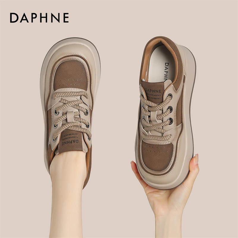 达芙妮厚底松糕潮鞋女2025秋新款美拉德色系时尚百搭复古休闲板鞋