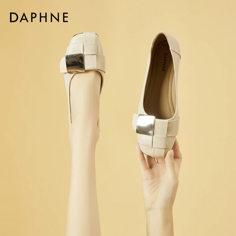 达芙妮2025爆款秋季软底通勤超软女鞋复古法式软皮豆豆瓢鞋子