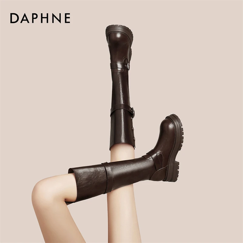 达芙妮厚底长筒靴女2025秋冬新款复古时尚小个子不过膝高筒靴长靴