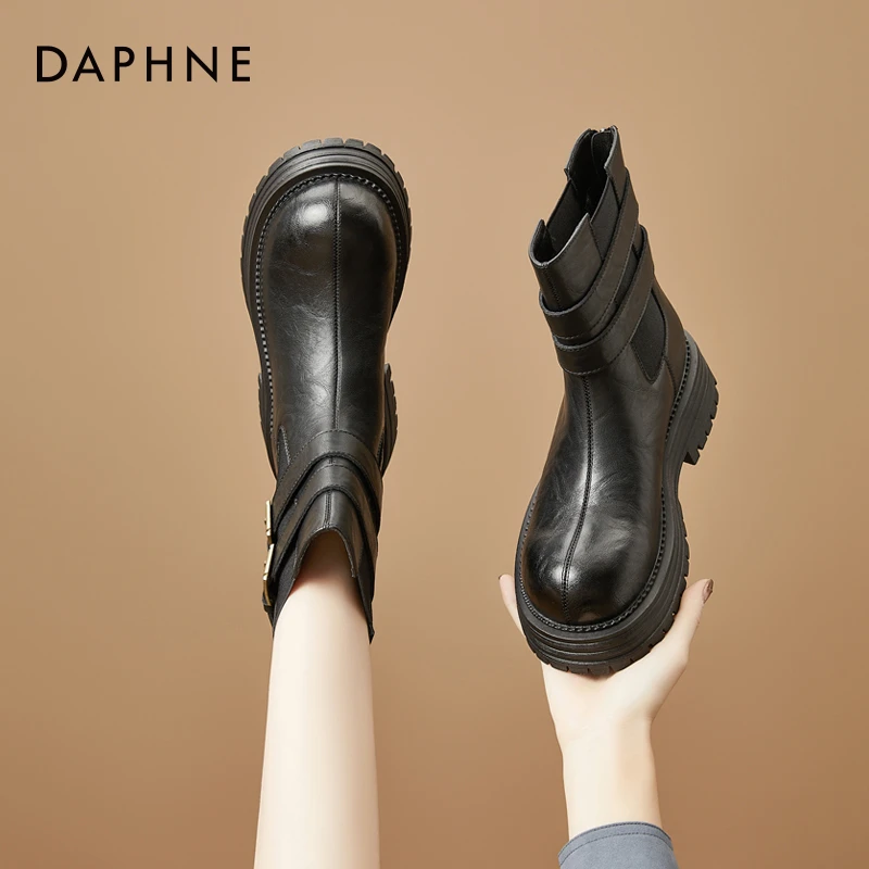 Daphne/达芙妮厚底切尔西短靴2025春季新款扣带烟筒靴英伦马丁靴