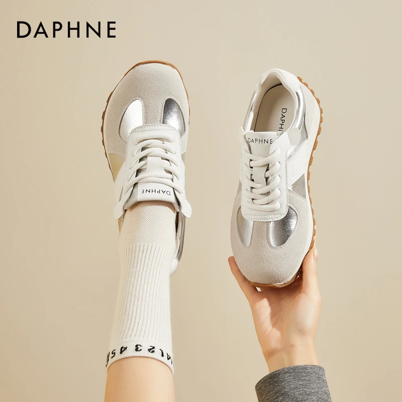达芙妮德训鞋女2025新款秋季百搭休闲运动小白鞋平底轻便老爹板鞋