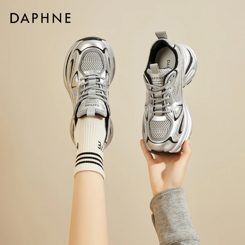 达芙妮休闲百搭时尚老爹鞋2025秋新款厚底增高透气网面运动跑步鞋