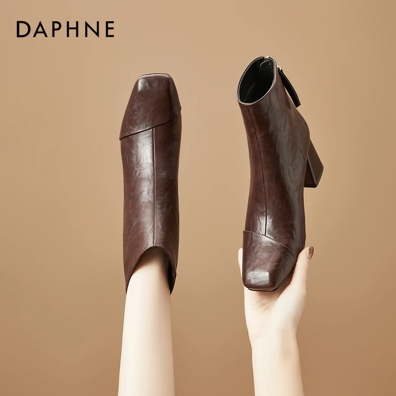 达芙妮法式短靴女潮2025秋冬新款复古方头粗跟裸靴舒适瘦瘦靴单靴