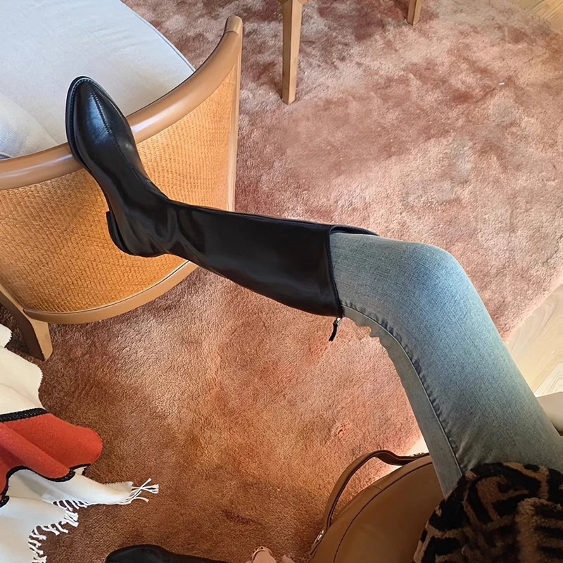 敲显气质~靴子女长筒靴粗腿显瘦复古棕色V口尖头粗跟骑士靴小个子