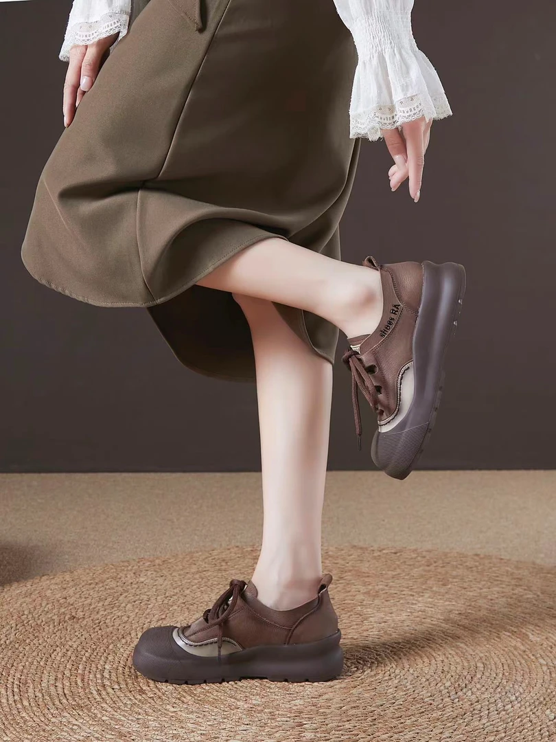 女鞋秋季新款真皮厚底运动休闲鞋轻便舒适板鞋时尚宽版单鞋