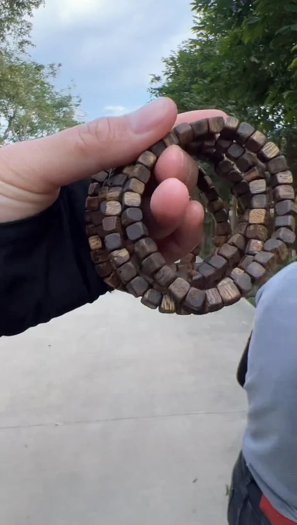 【闪购商品】糖结奇楠沉香手串多样性发货1条