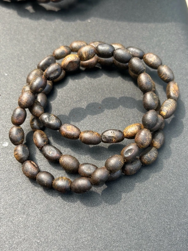 【森海沉香】4克森海墨香虫漏沉水单圈手串（多样性发货一条）