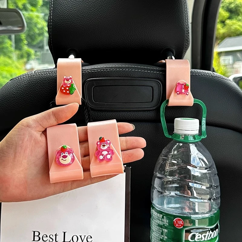 汽车挂钩多功能椅背挂钩可爱草莓熊后排收纳小挂钩车内装饰用品女