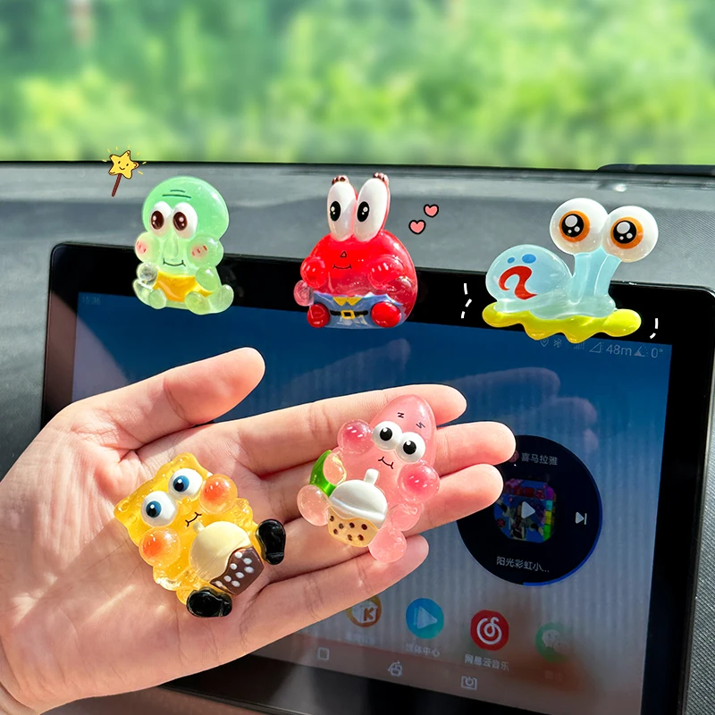 可爱新款海绵宝宝车内饰品摆件汽车中控屏幕网红公仔车载装饰用品