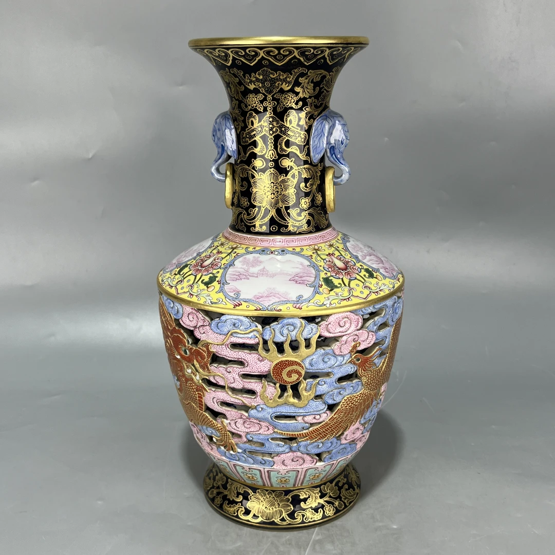 仿古珐琅彩描金镂空龙凤纹象耳瓶