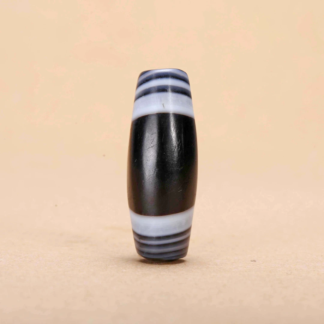 【济文阁】JZYM20102566民国 缠丝黑白玛瑙勒子