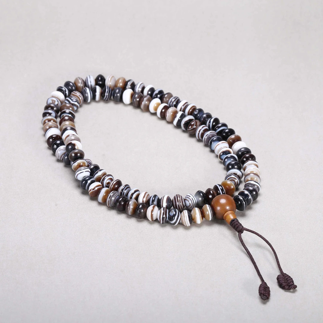 【济文阁】JZYM20102833民国 缠丝玛瑙念珠