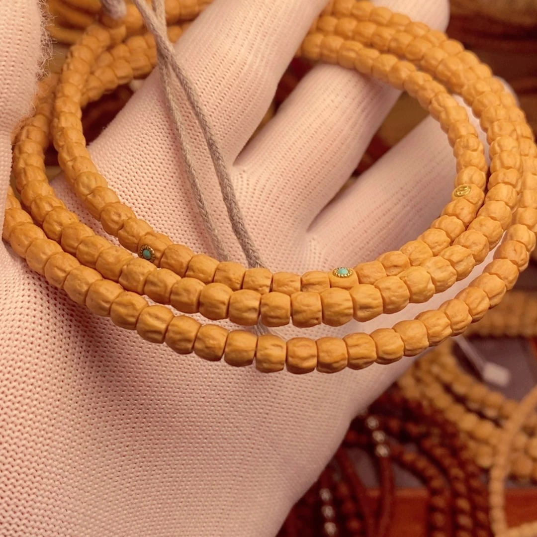 柏香籽/百香籽手串于***ღ