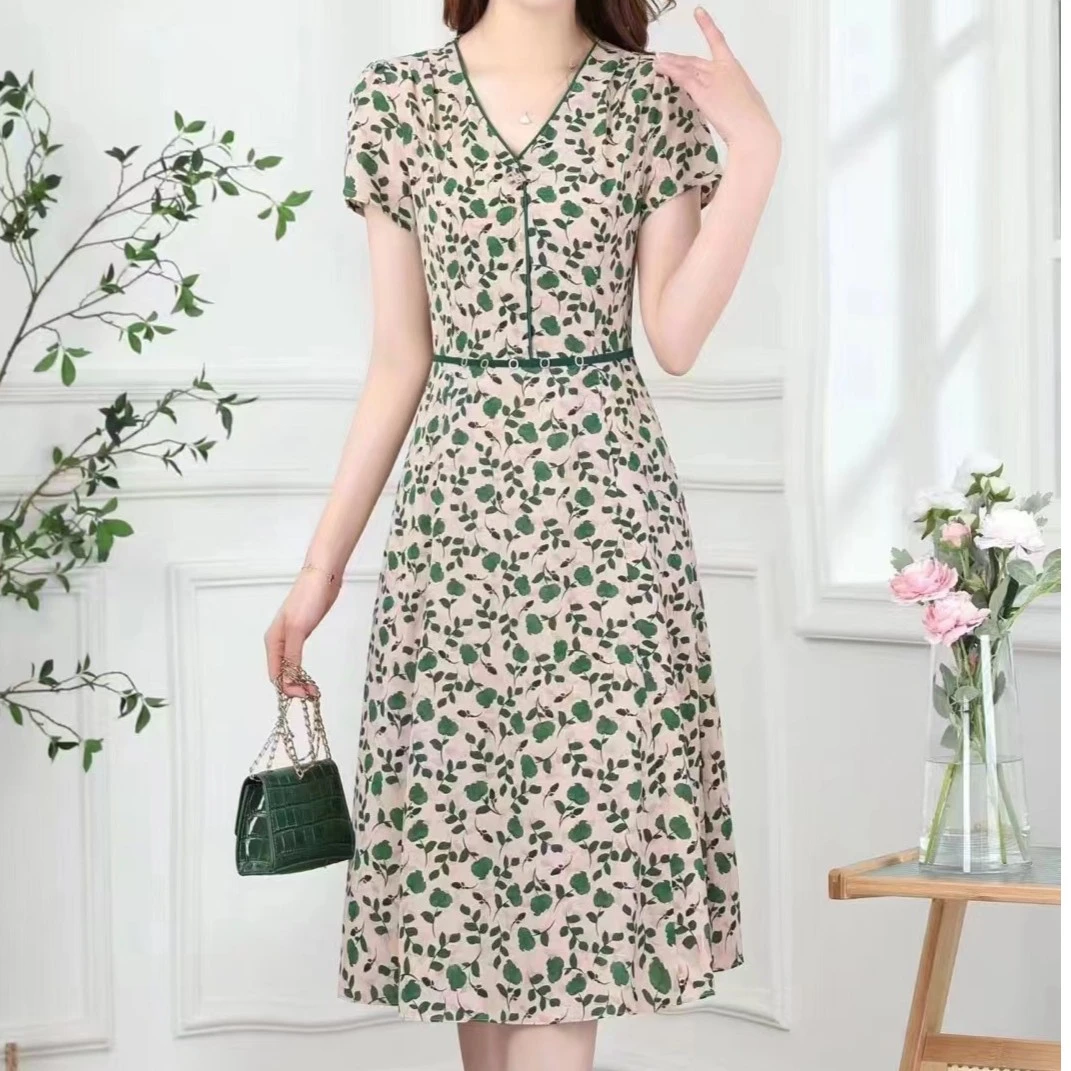 2023夏季新款V领印花修身精致洋气减龄中长款连衣裙968收腰百搭