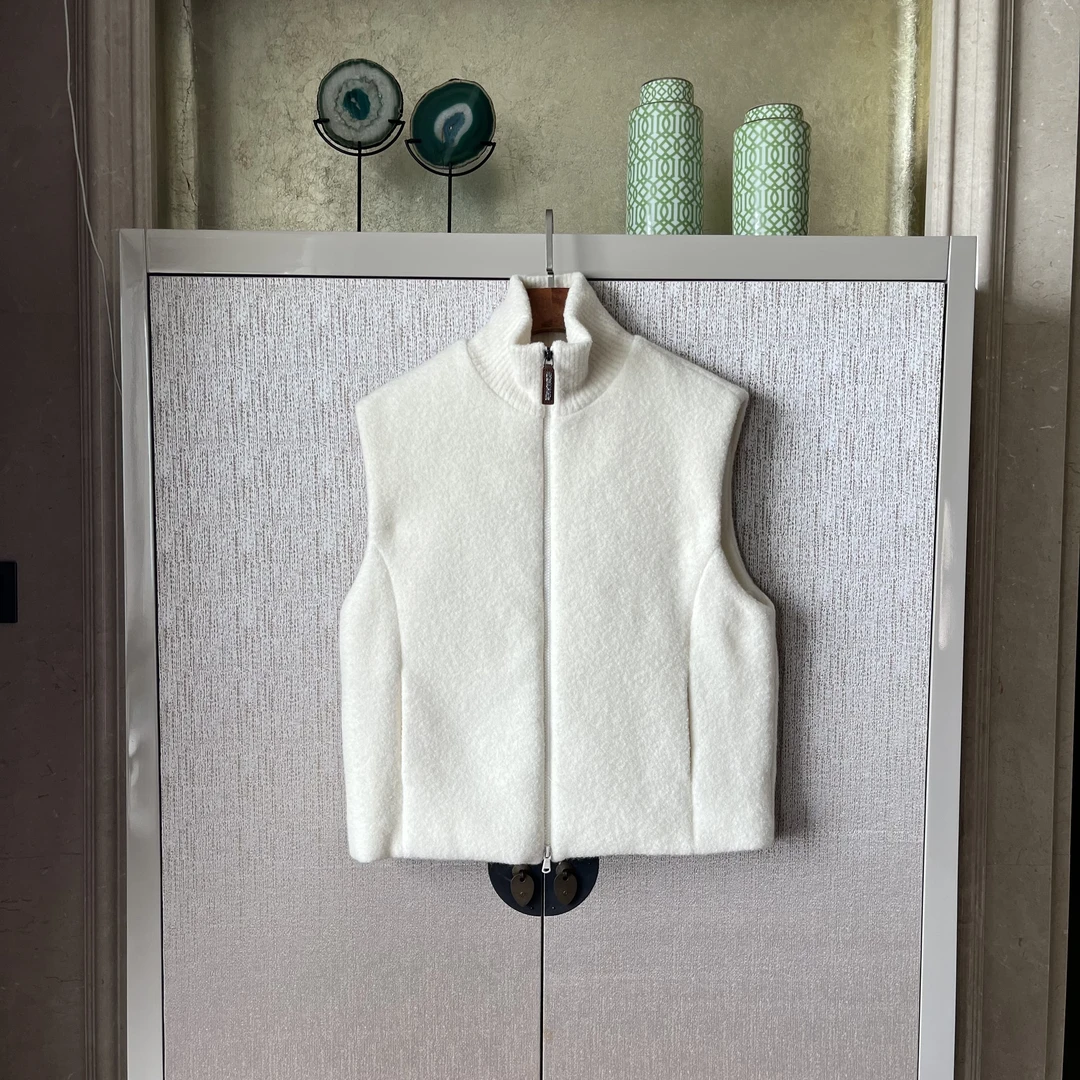 羊毛羊绒填充物白鹅绒马甲时尚无袖气质百搭