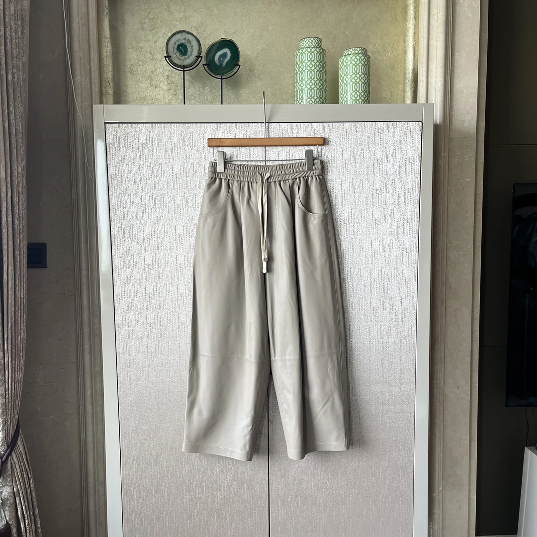 羊皮聚酯纤维休闲裤直筒纯色气质百搭