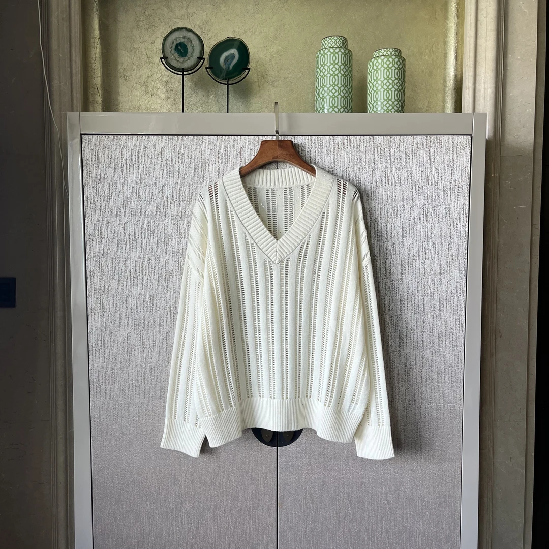 羊毛针织衫V领纯色时尚休闲百搭镂空