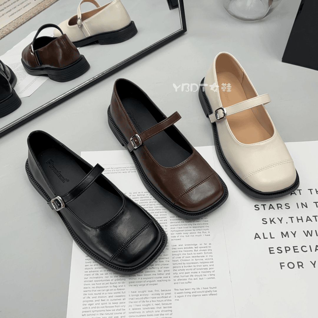 ins新款方头浅口玛丽珍鞋复古百搭平底单鞋气质法式粗跟小皮鞋秋