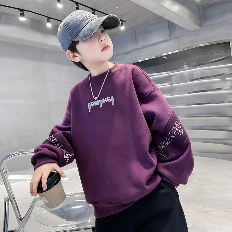 男童黑色字母拼接加绒卫衣秋冬儿童休闲加厚保暖一体绒上衣中大童