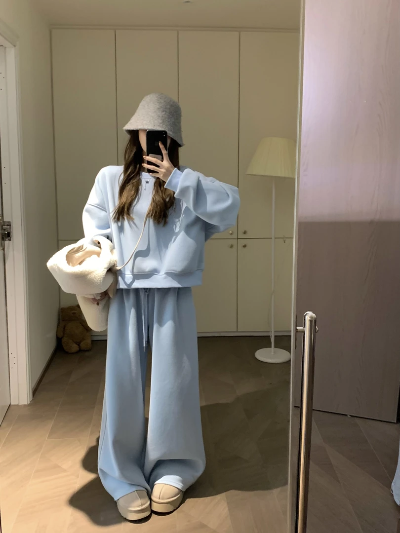 【现货】加绒休闲运动套装女冬季宽松圆领卫衣高腰阔腿卫裤两件套