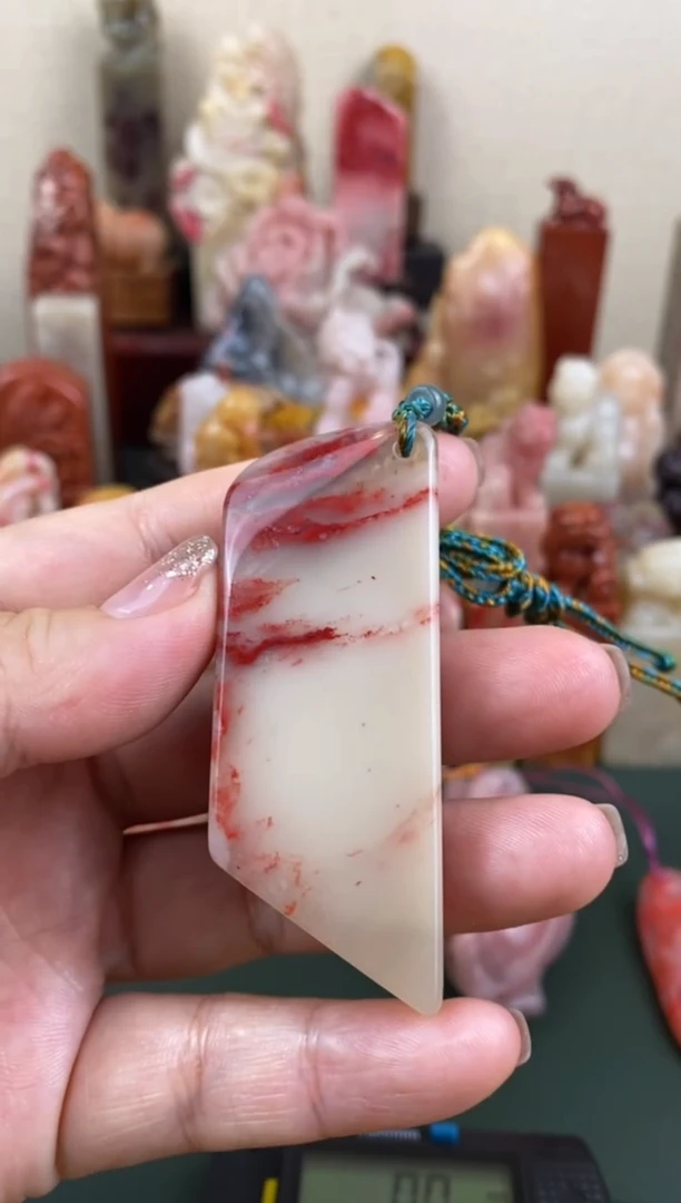 【闪购商品】巴林鸡血石手把件