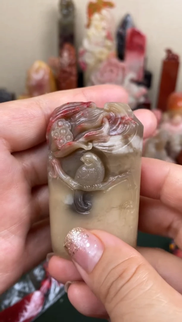 【闪购商品】巴林鸡血石鸡血石手工雕钮（椭圆章）