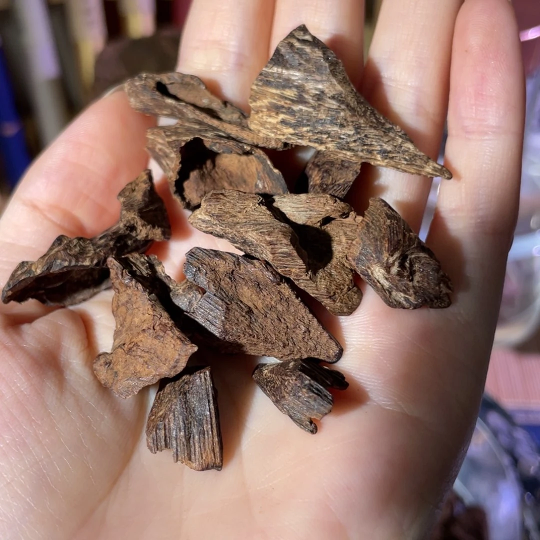 拿****?老海南沉水包头香11.5g