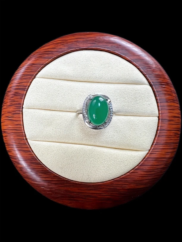 玛瑙玉髓绿蛋面戒指0208