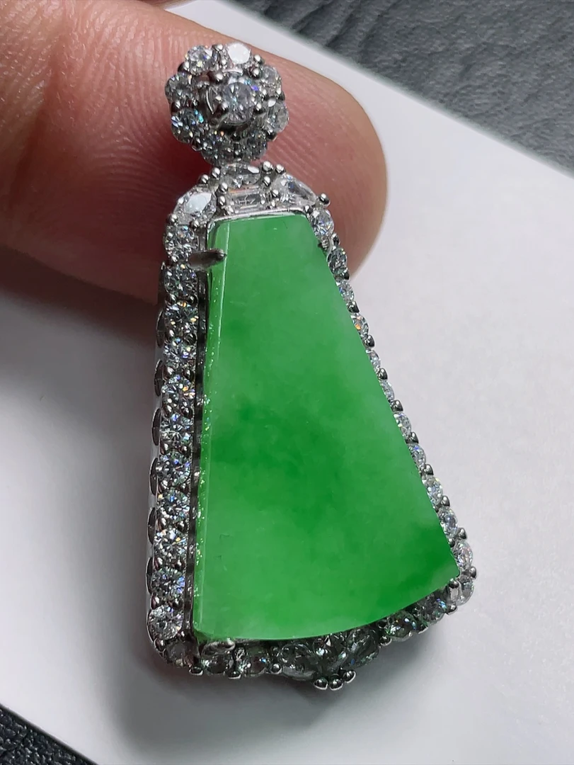 缅甸翡翠A货无事牌吊坠，925银镶嵌，尺寸40-20.8-8.5