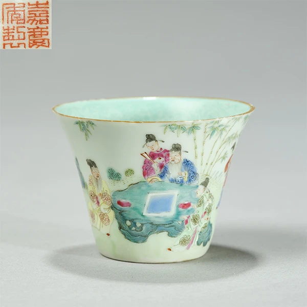 LOT031 清嘉庆 粉彩竹林七贤人物杯【古董拍卖】