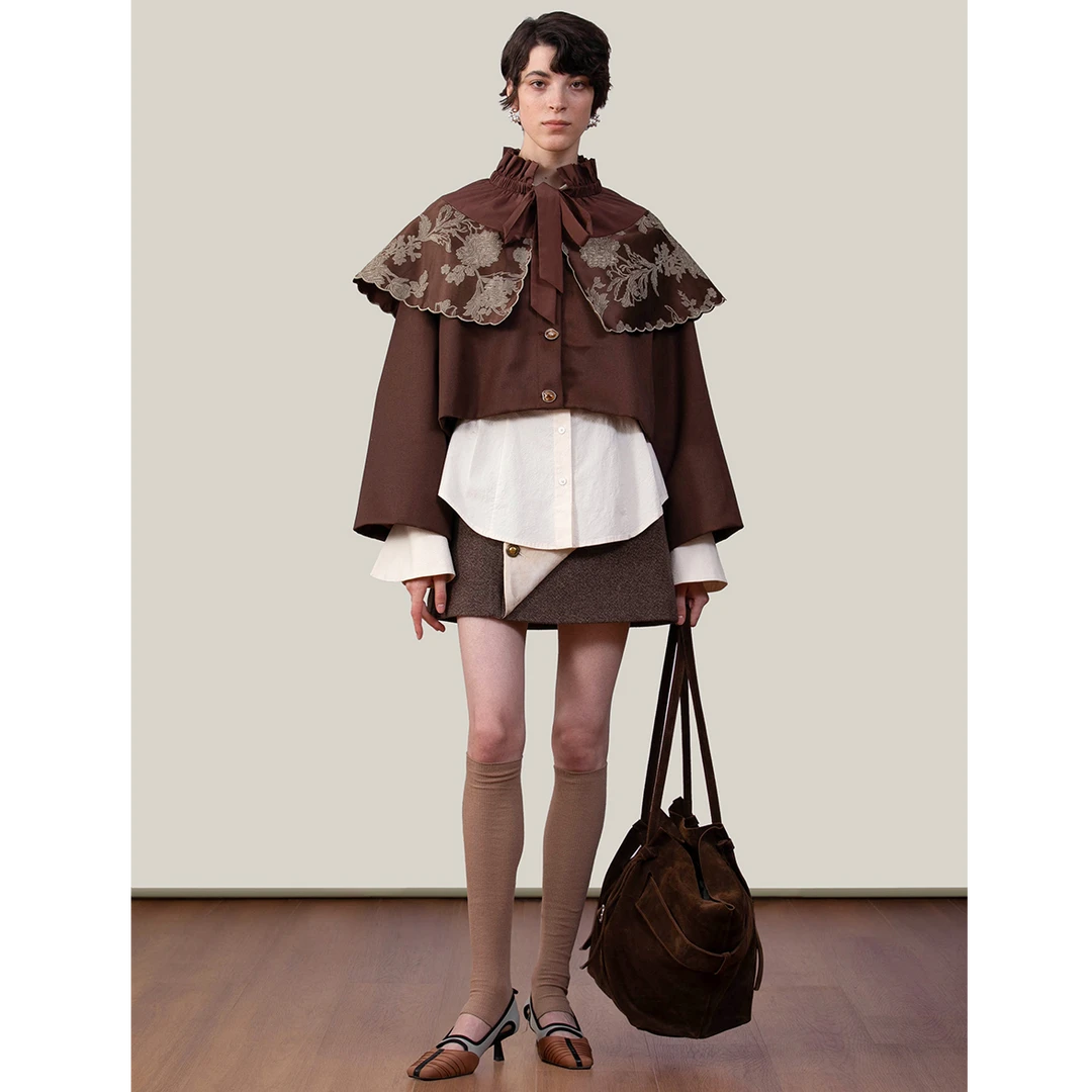 UNIXT 设计师品牌法式古典大翻领斗篷S4Q209016