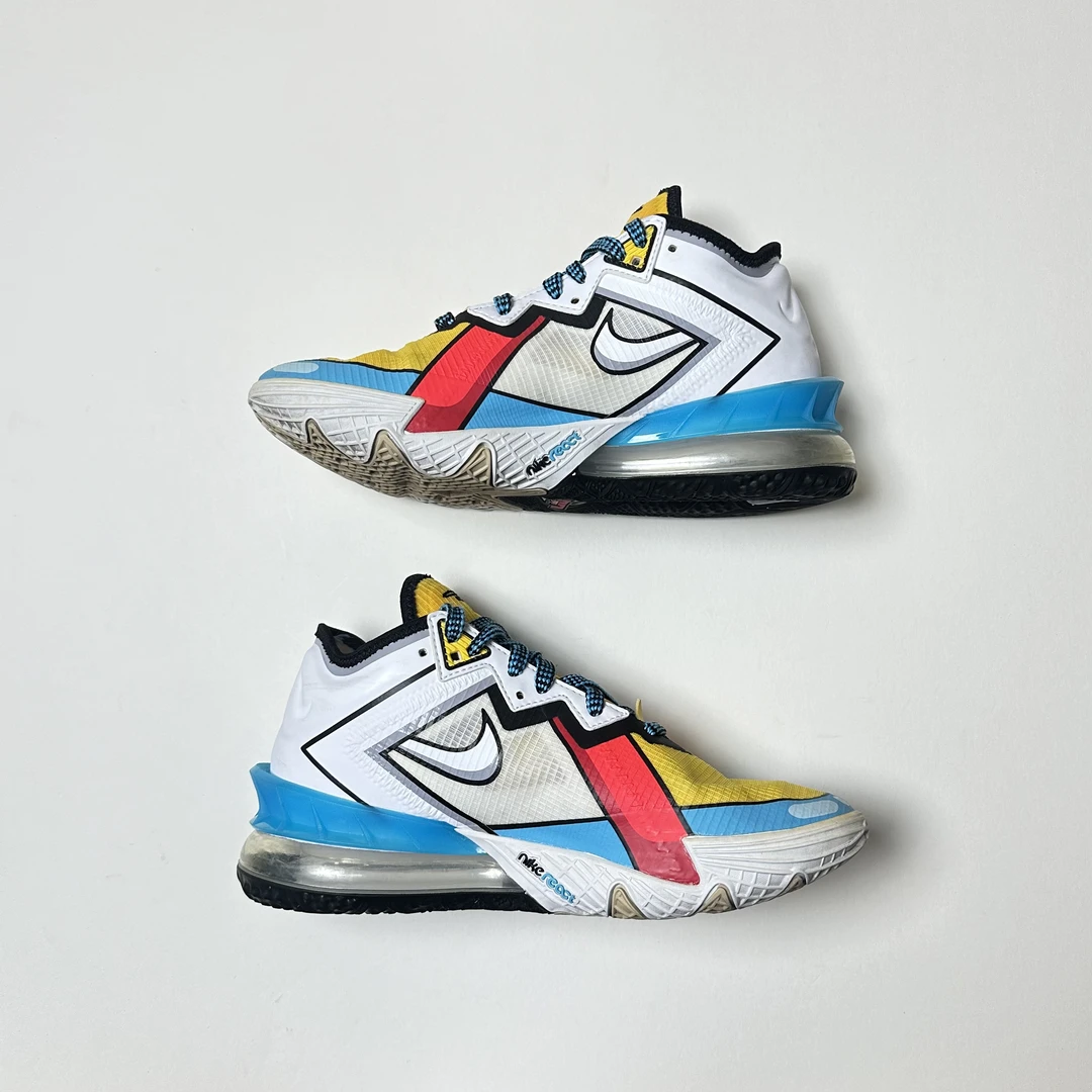 （38码）Nike Lebron 18 篮球鞋/白蓝黄/配盒/CV7564-104公价799