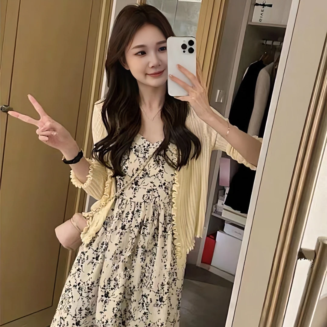 夏时尚气质温柔碎花收腰裙遮肉显瘦荷叶边开衫v领拼接吊带连衣裙