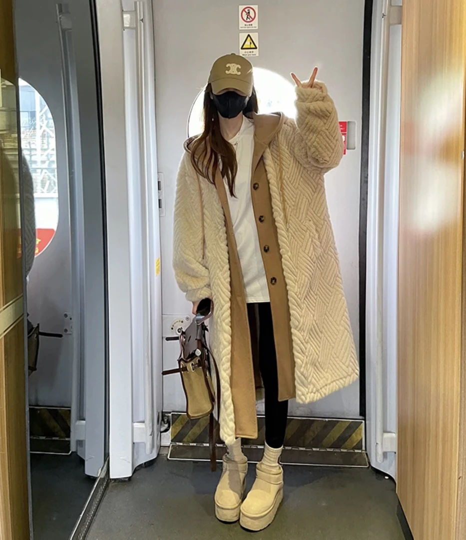 【绒绒暖阳】加厚款连帽菱形格假两件外套冬季保暖女士