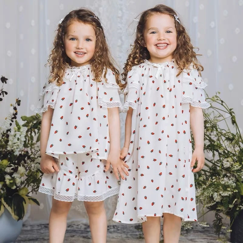 2024夏季新款童装女童草莓印花睡衣套装儿童蕾丝边短裤短袖家居服