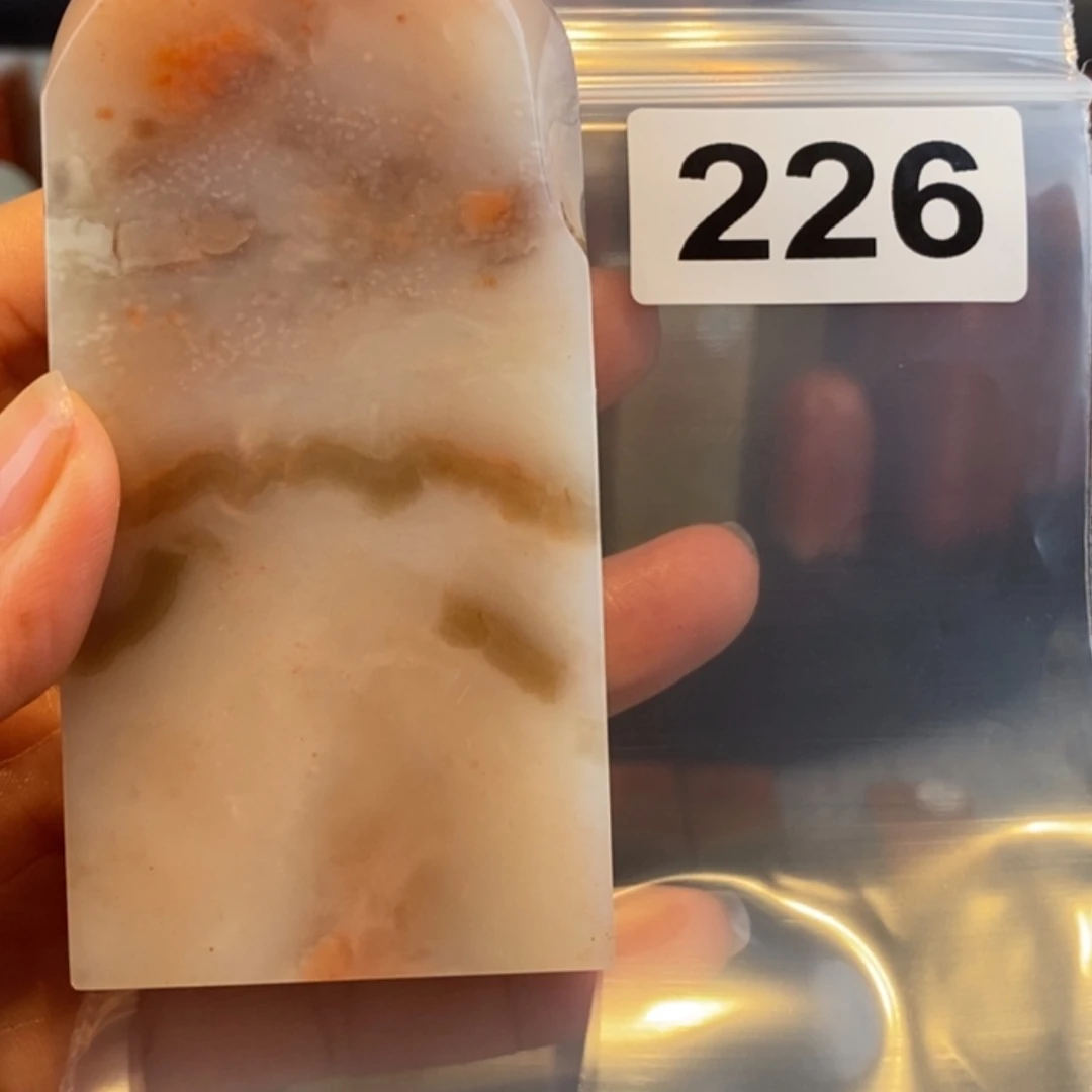 【闪购商品】老挝石用****8