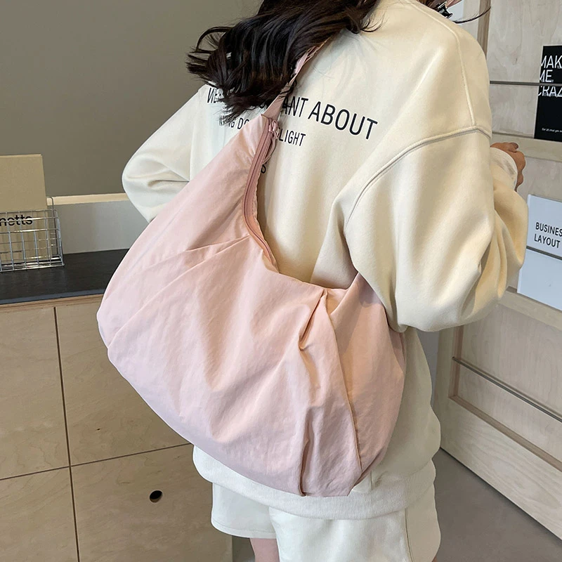 新款小众复古包包女大容量斜挎包女休闲百搭单肩包韩版学生挎包女