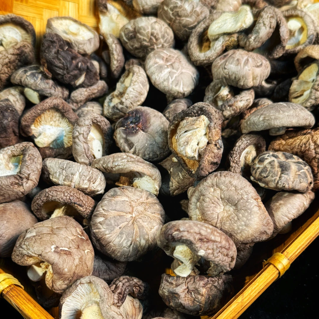 精选香菇 河南小香菇干货肉厚无根香味十足