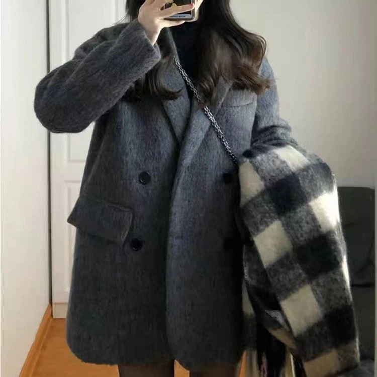 灰色毛呢外套女秋冬今年流行的新款加厚短款小个子西装呢子大衣女